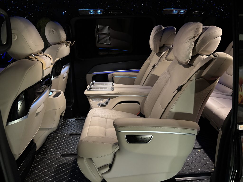 Car hire with driver in Chamonix - Mercedes VIP Class interior